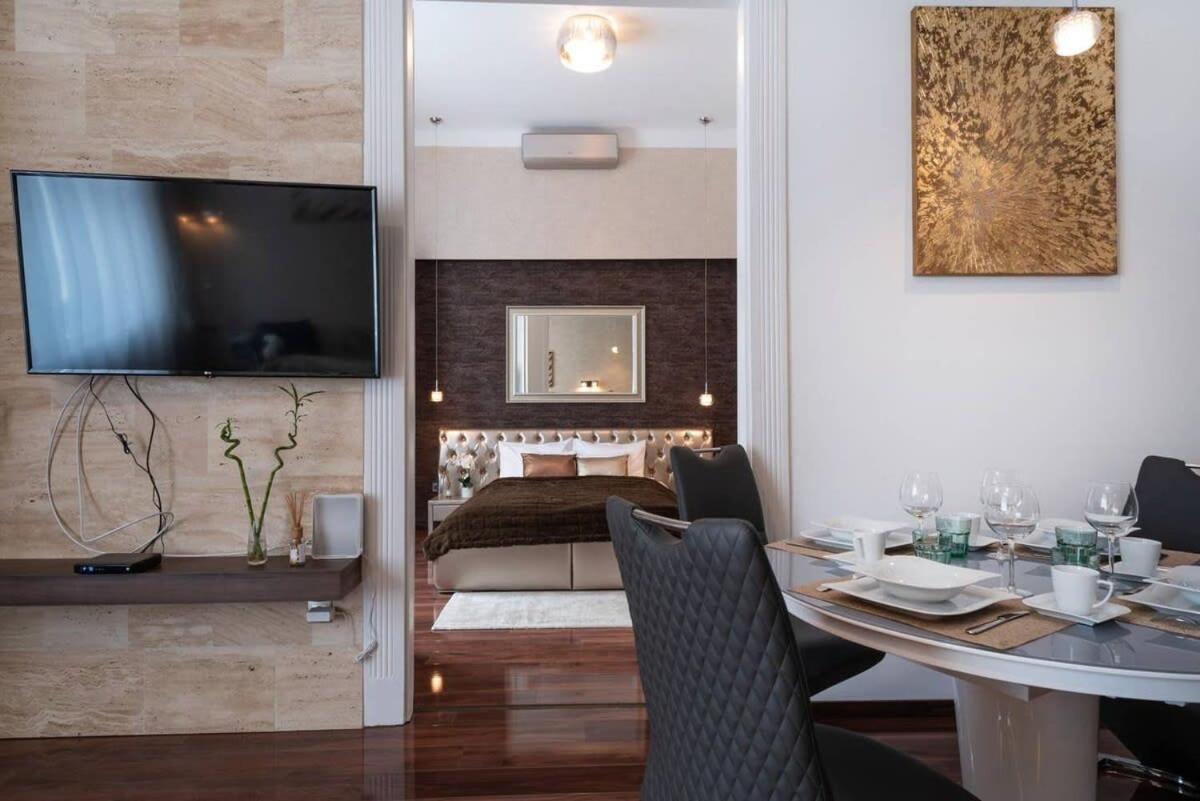 Central Luxy Design Apartment Budapest Bagian luar foto