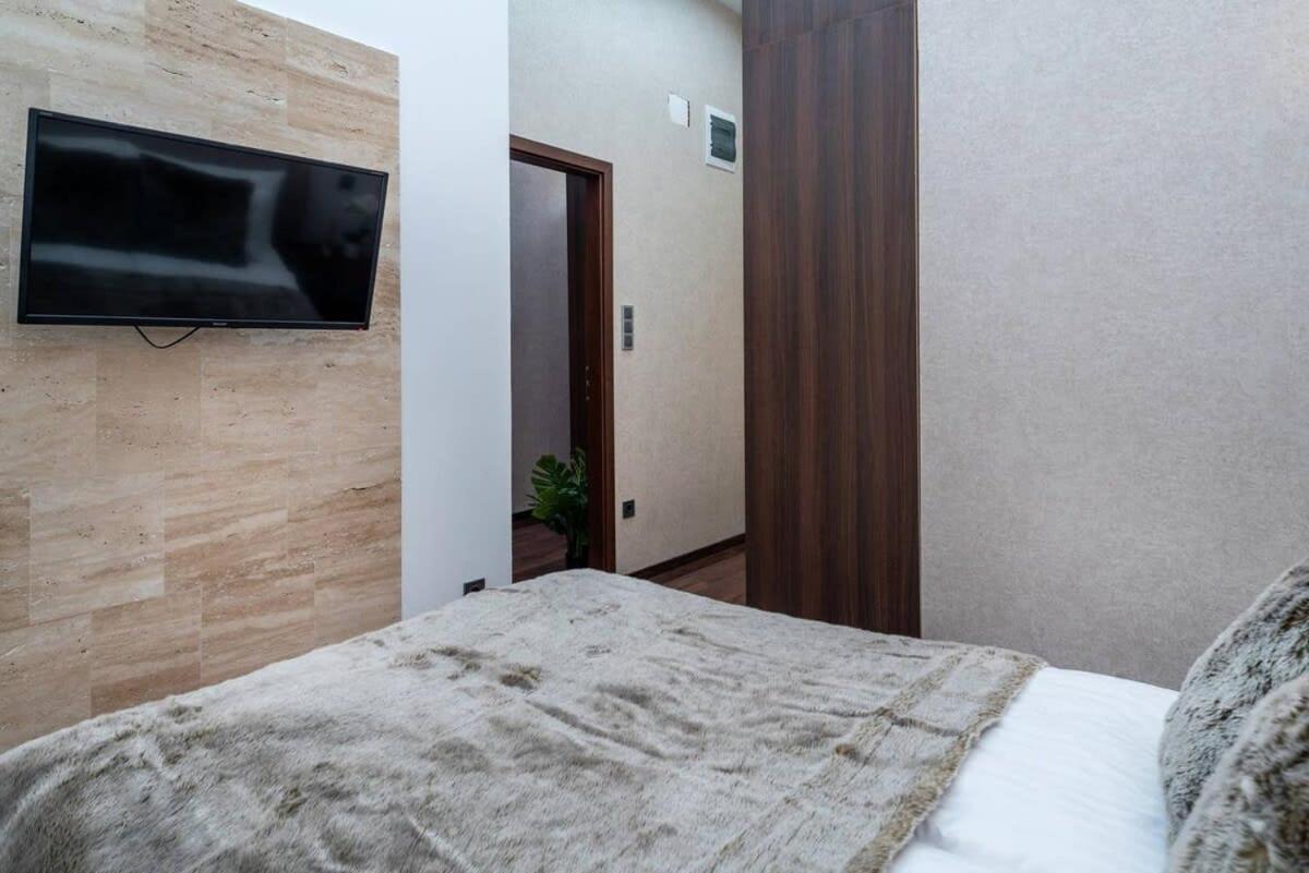 Central Luxy Design Apartment Budapest Bagian luar foto
